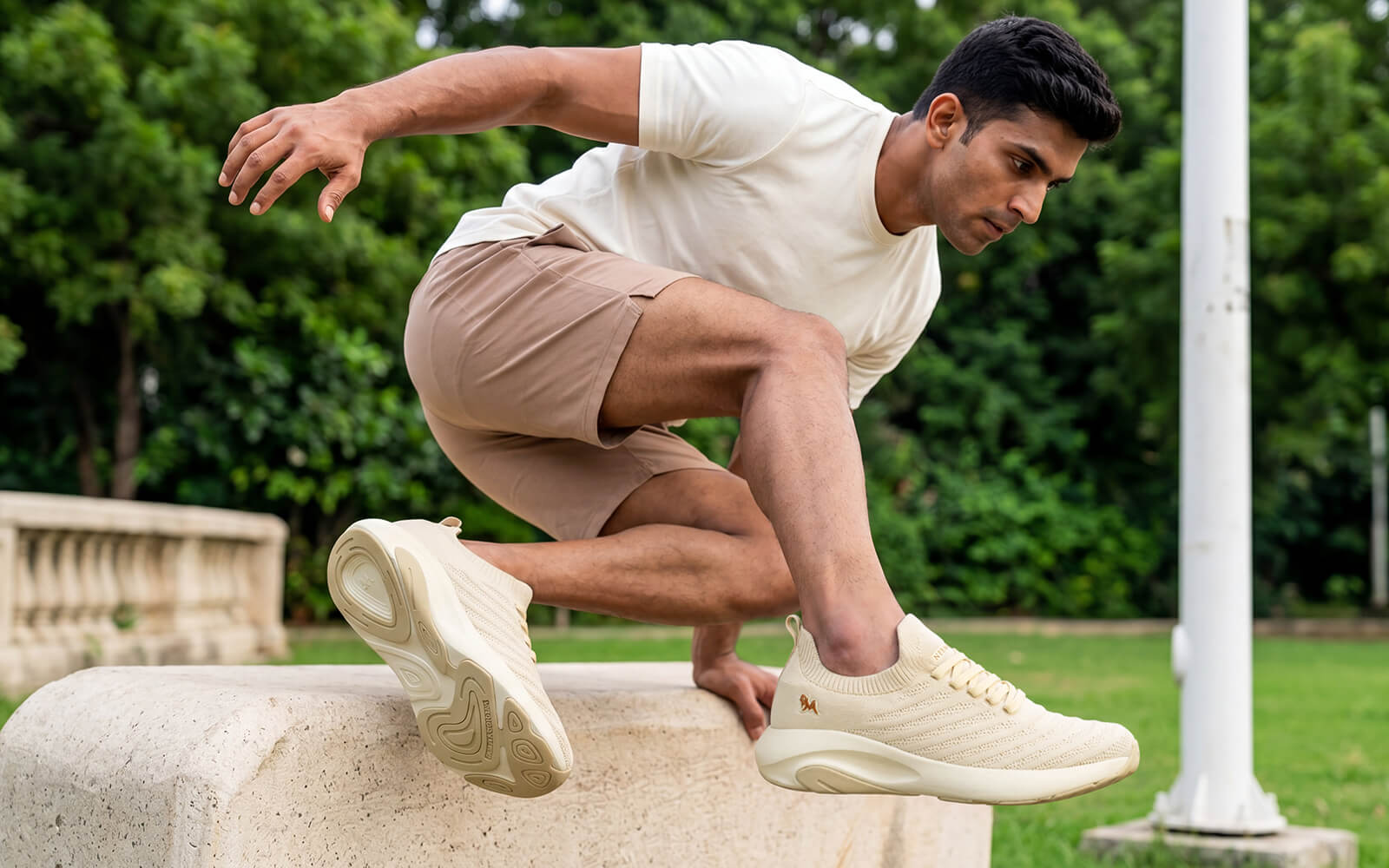 Begin Walk Glide For Men : Ivory