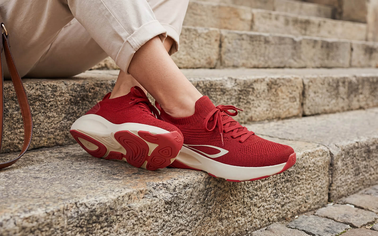 Begin Walk Lite For Women : Red