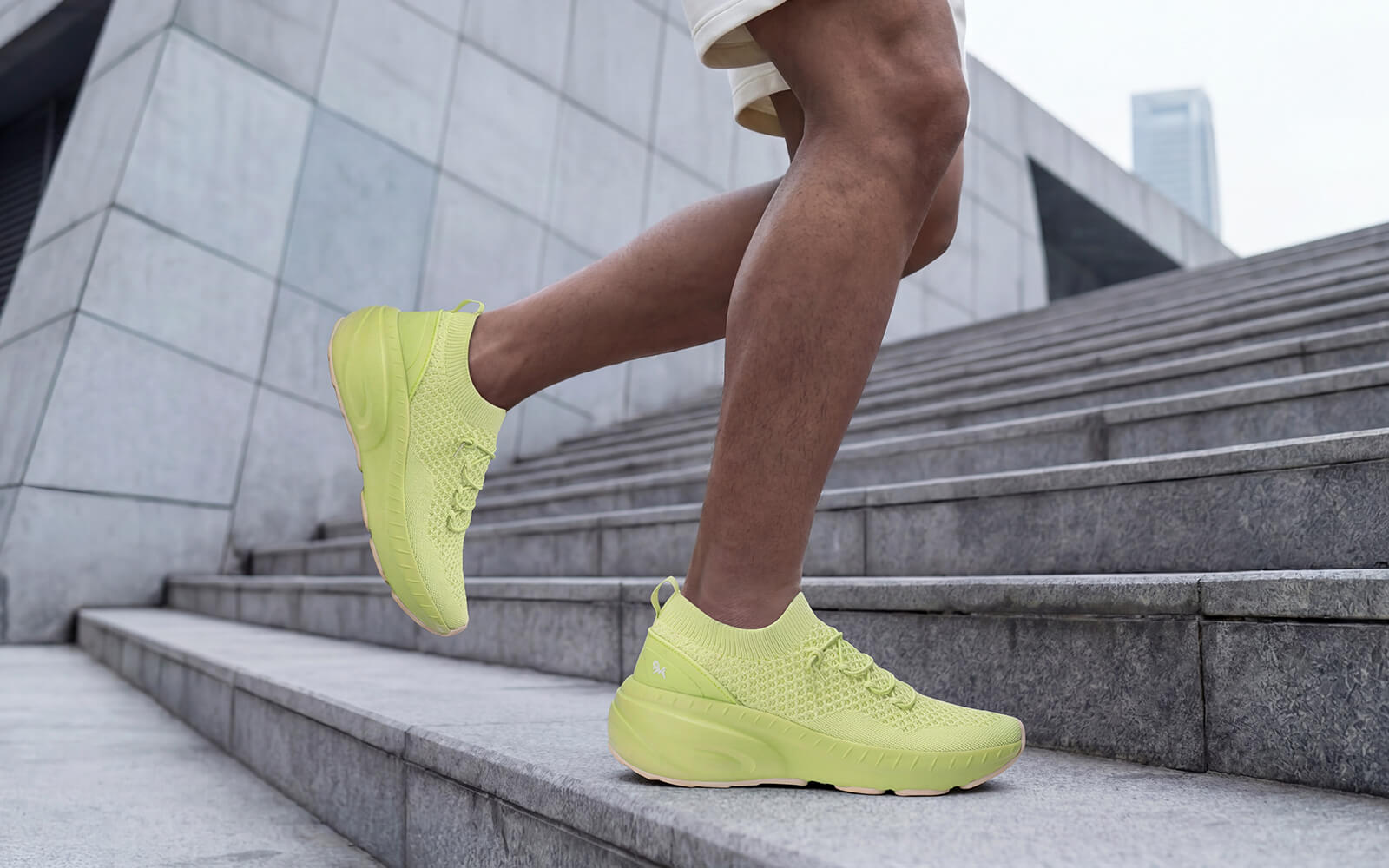Begin Walk Soothe Lace Ups for Men : Lime