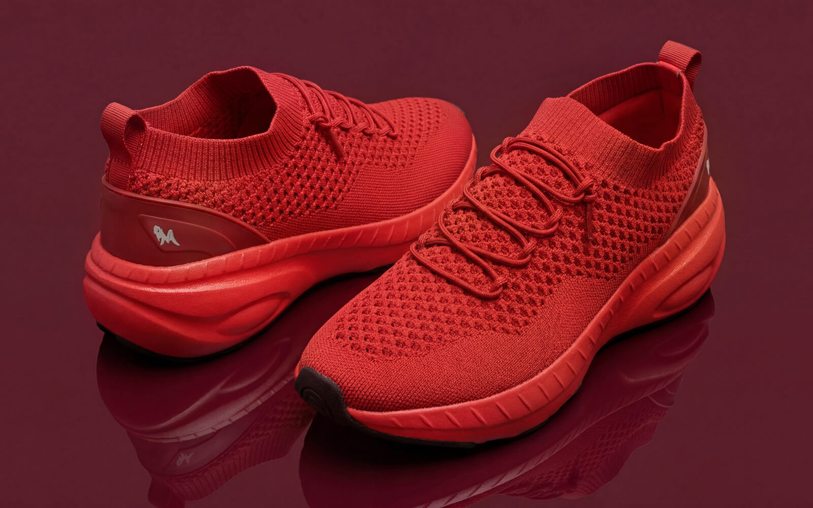 Begin Walk Soothe Lace Ups for Women : Red
