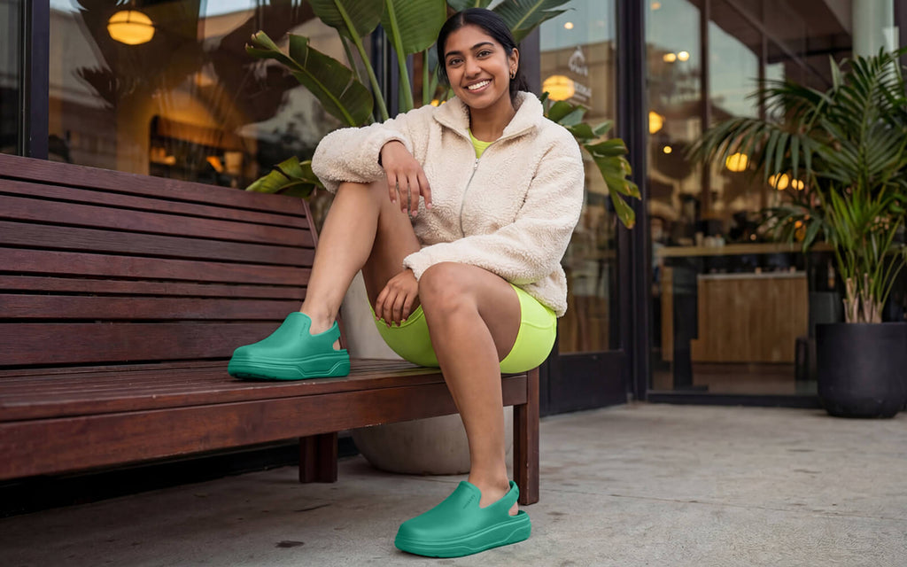 Cushers Clogs For Women : Pepper Green