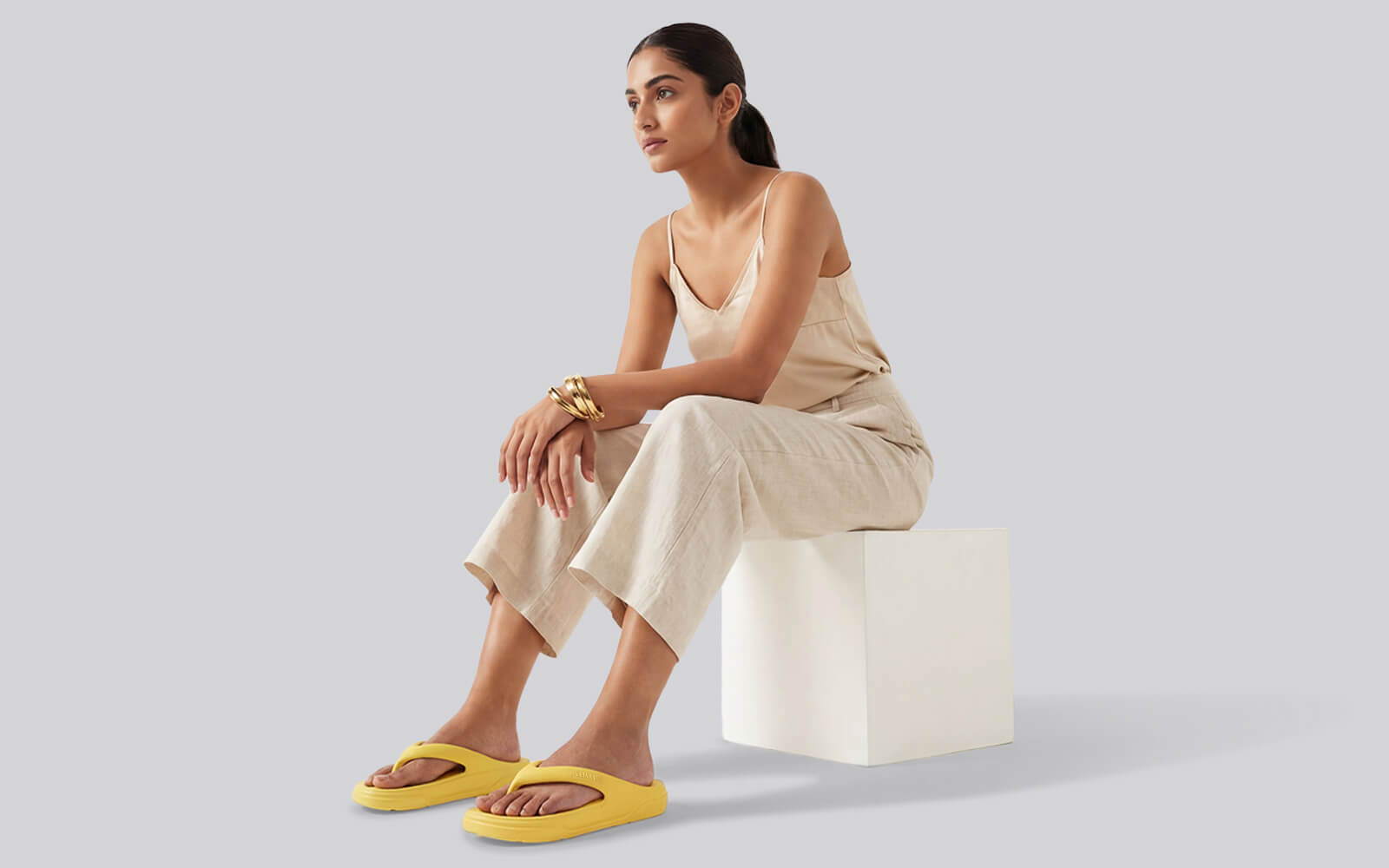 Cushers Flips For Women : Yellow