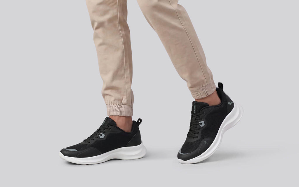 Grid Rush Sneakers For Men : Black