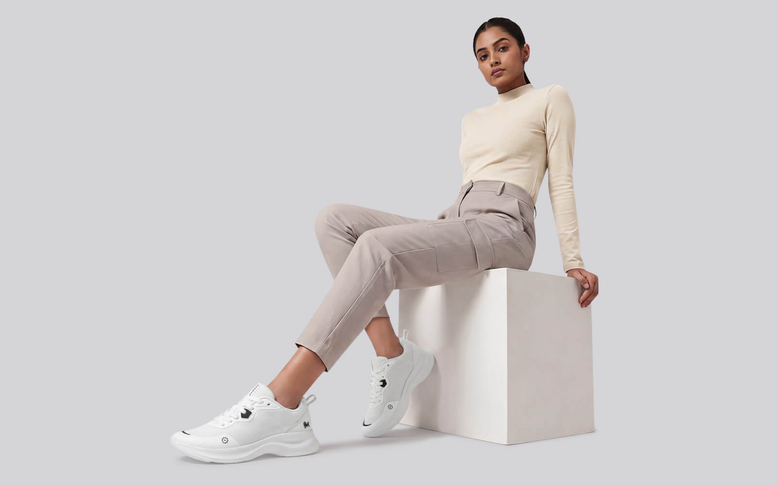 Grid Rush Sneakers For Women : White