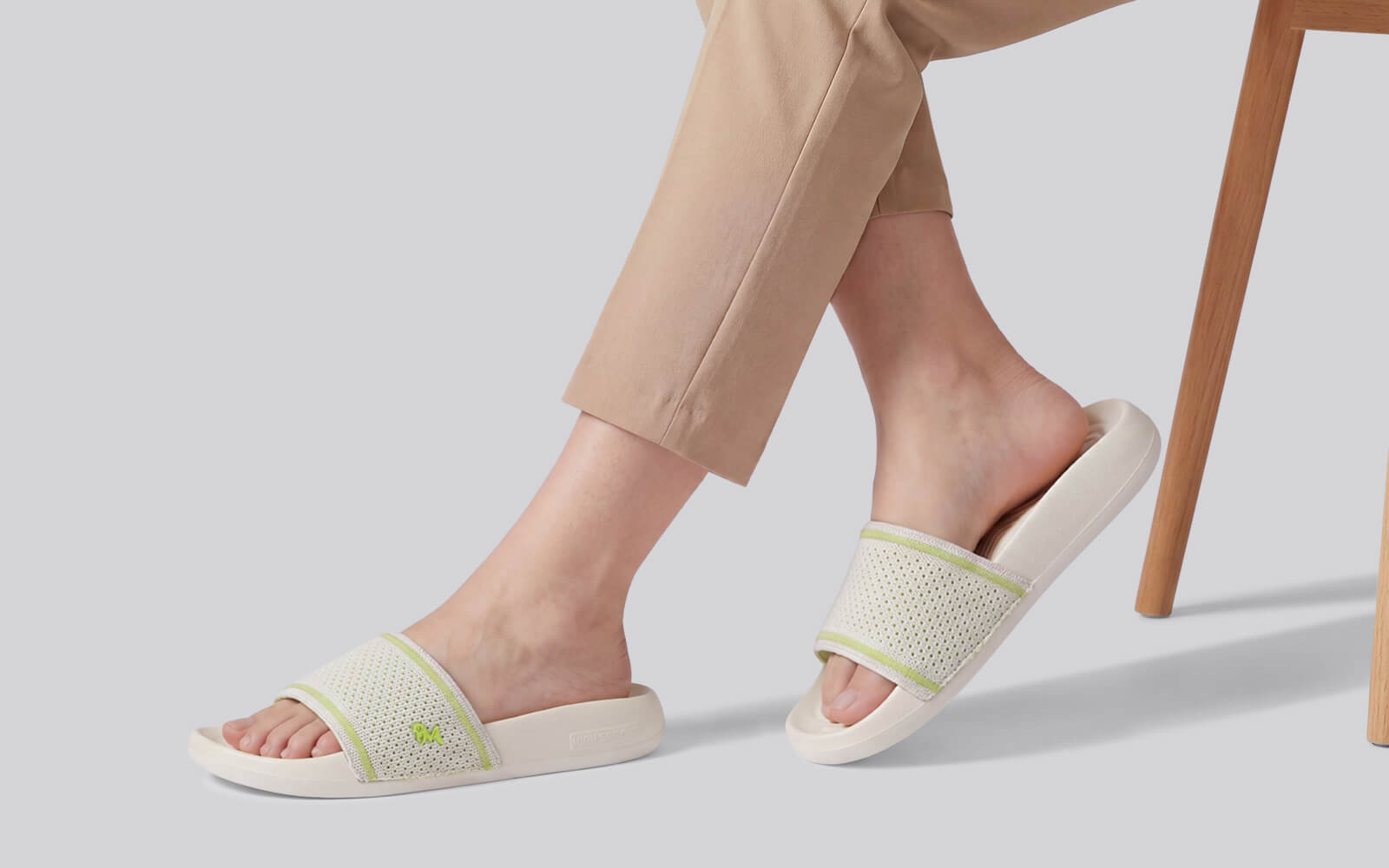 High Sprout Knitro Slides For Men : White