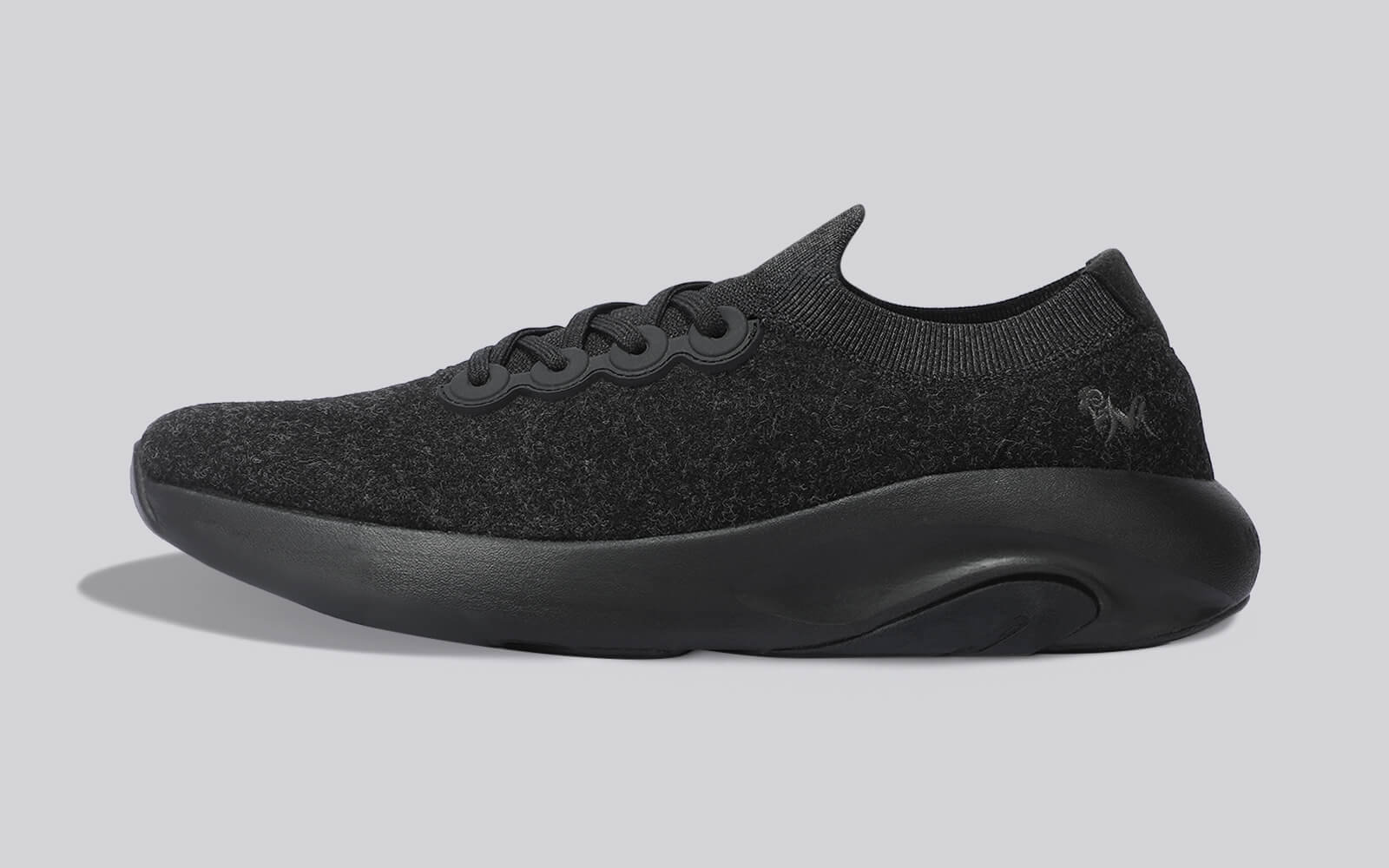 Lush Glider For Men : Black