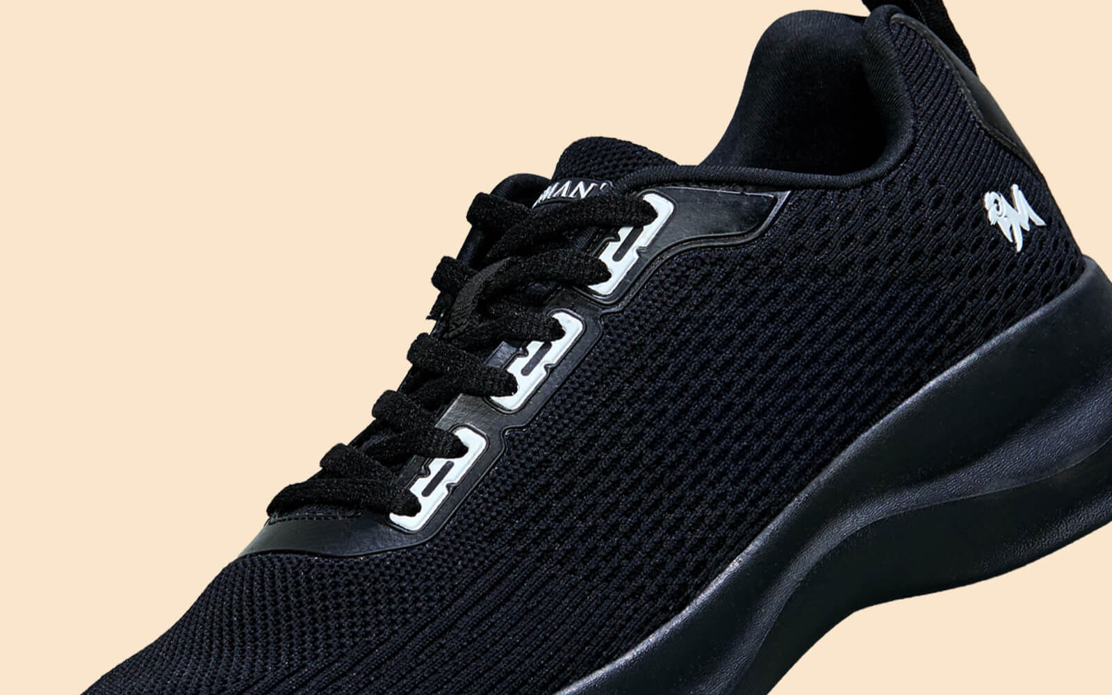 The CloudKnit Sneakers : Black