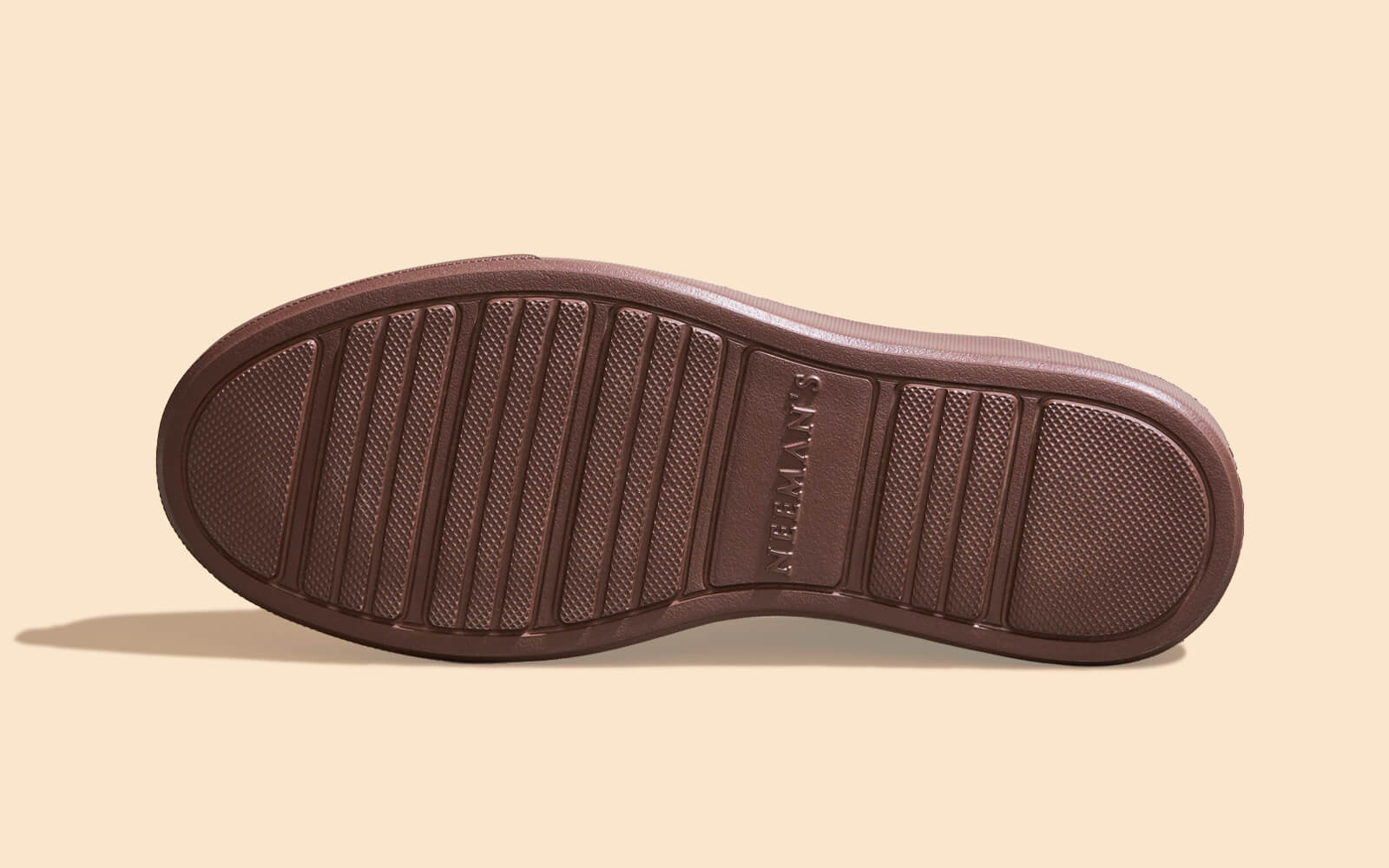 Pure Motion Sneakers : Tan