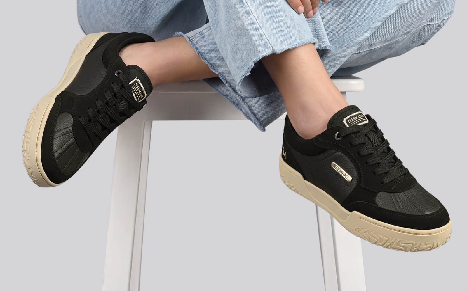 Remix Vintage : Black Ecru