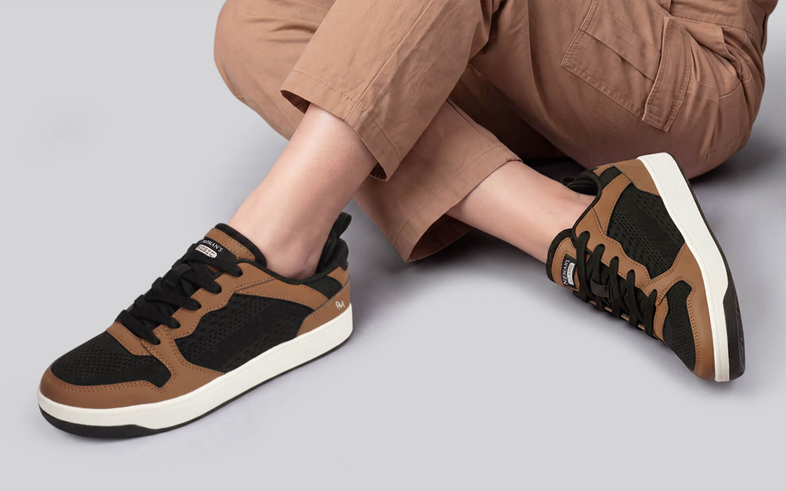 The Street Heart : Black Brown