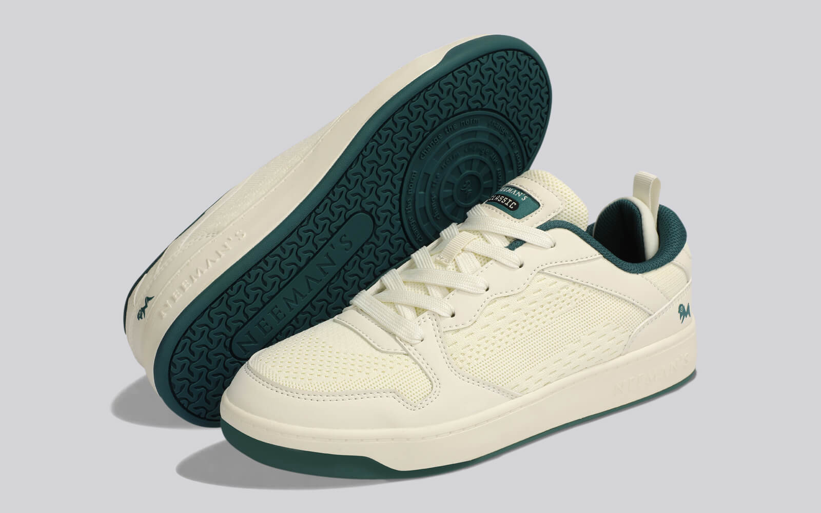 The Street Heart : Ivory Green
